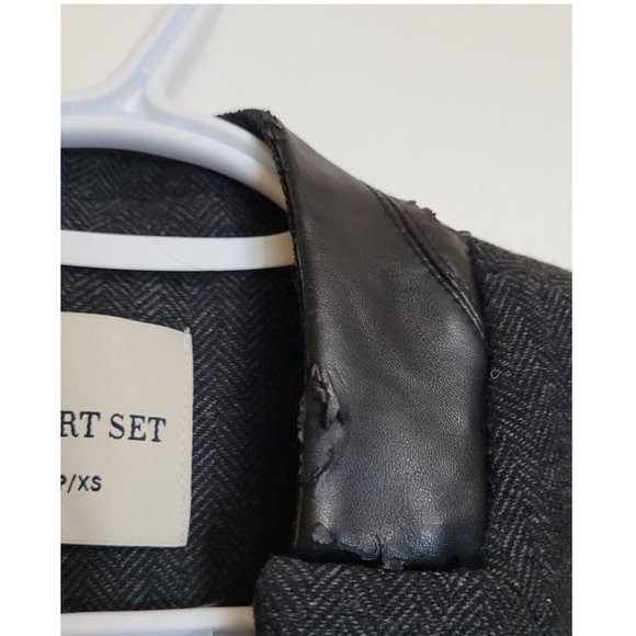 Smart Set Blazer - Picture 4 of 8